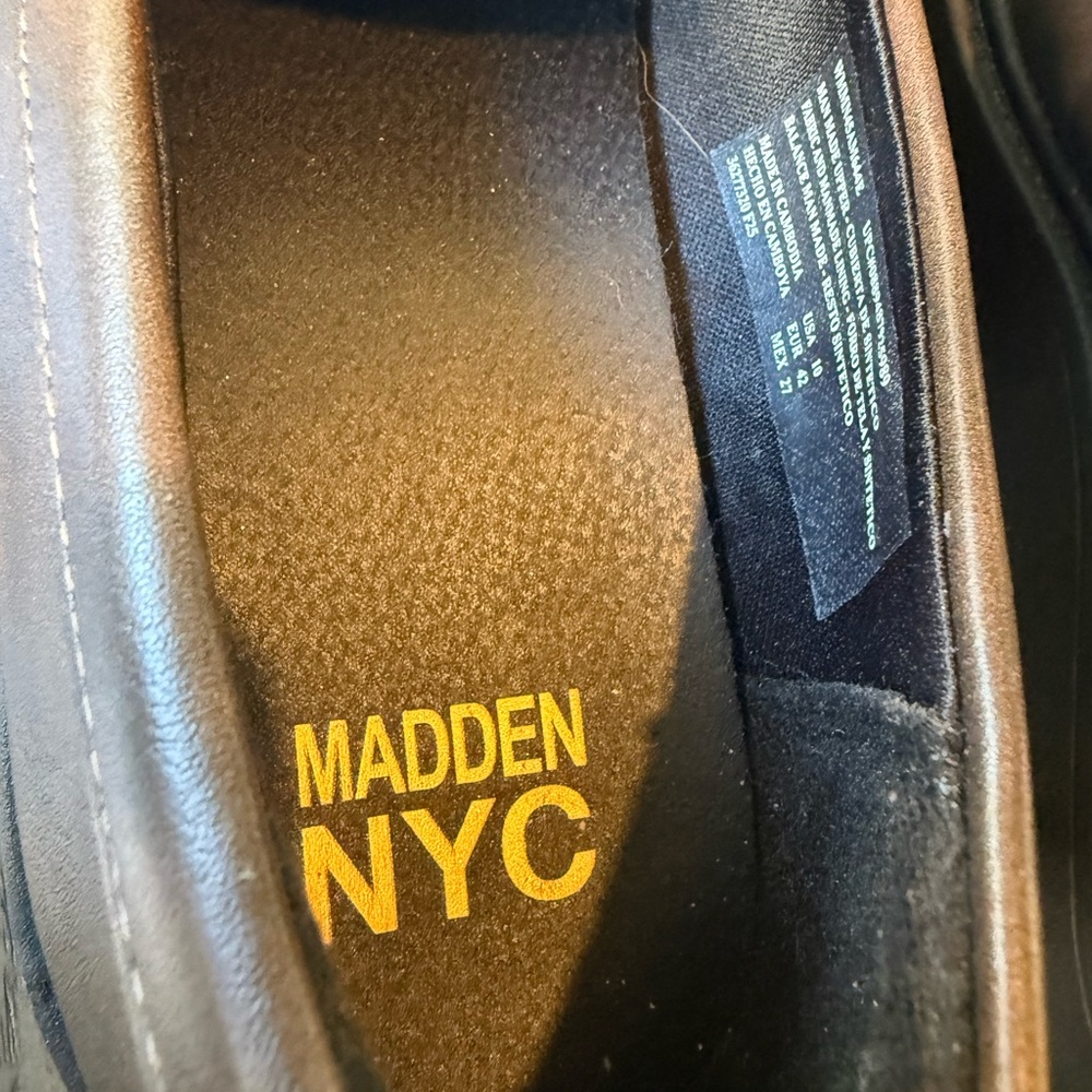 Madden NYC Brown Platform Loafers Lug Sole Chunky Preppy Size 10 - Picture 3 of 3